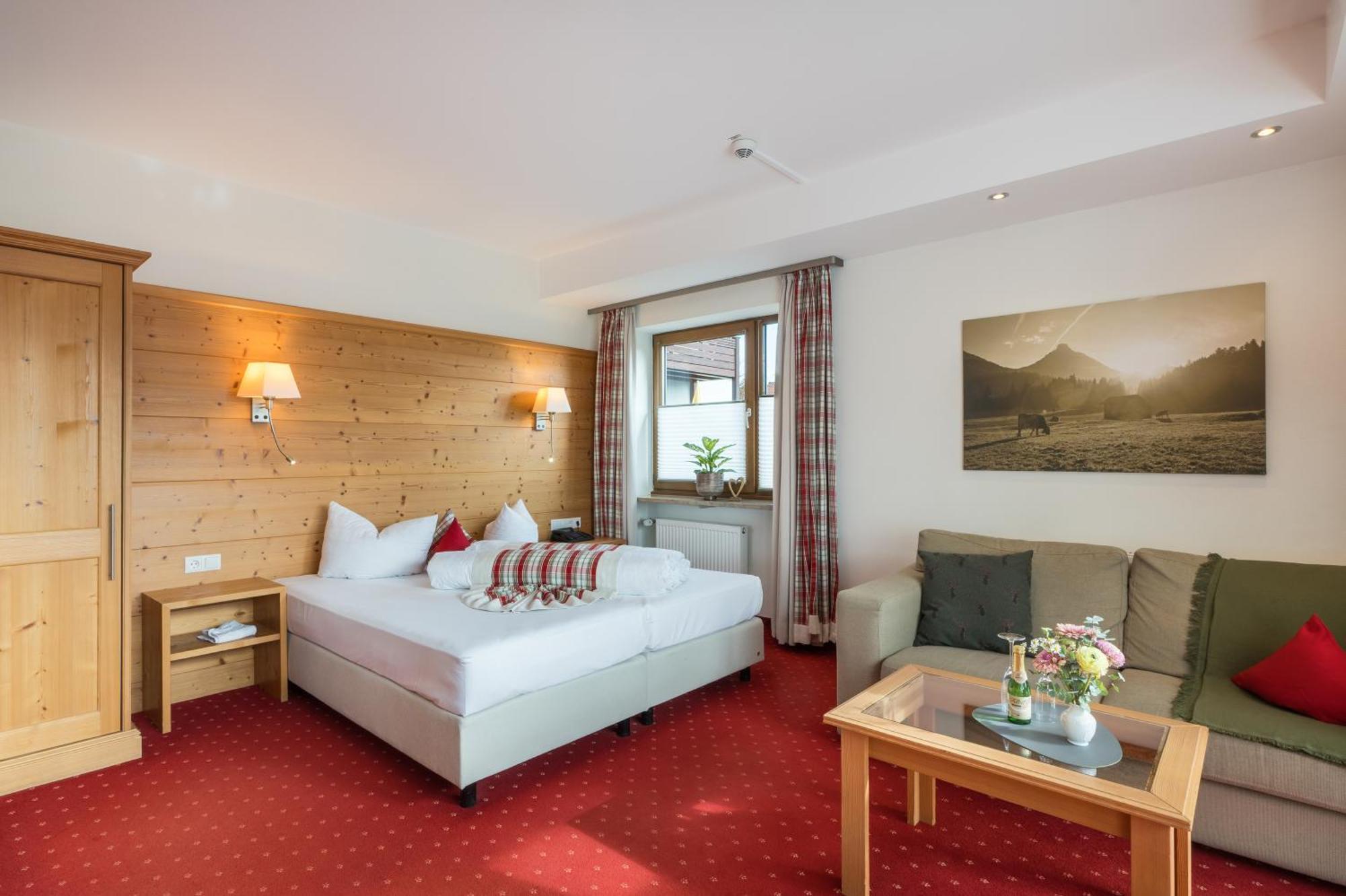 Landhotel Gockelwirt 艾森贝格 外观 照片