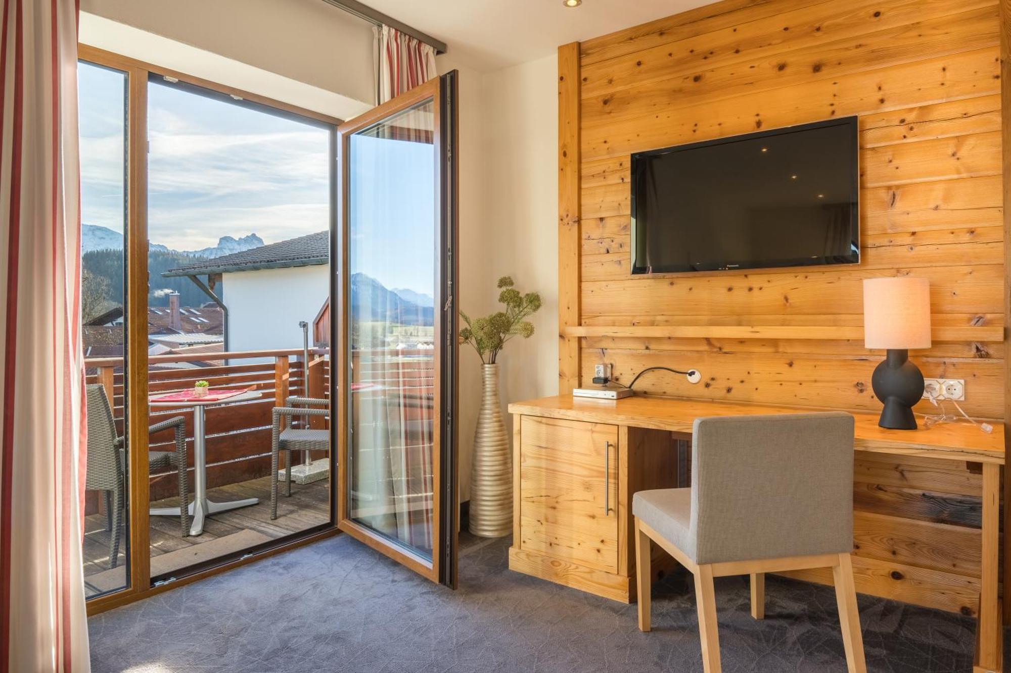 Landhotel Gockelwirt 艾森贝格 外观 照片